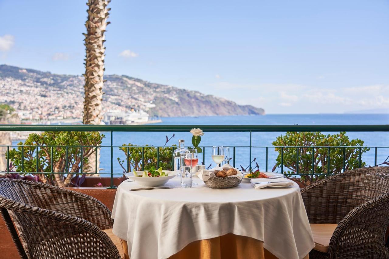 The Cliff Bay - Portobay Hotel Фуншал Екстериор снимка The hotel's terrace